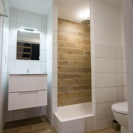 Loft Stories * Baix